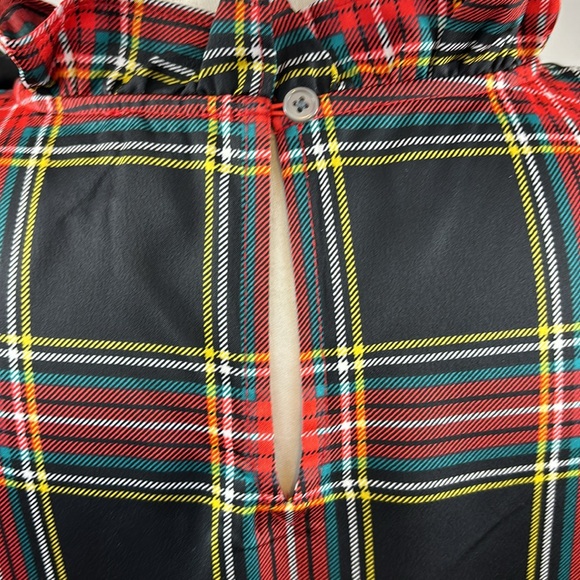 NWOT!!! J. Crew plaid top with black the at neck. Women’s size medium - Picture 5 of 6